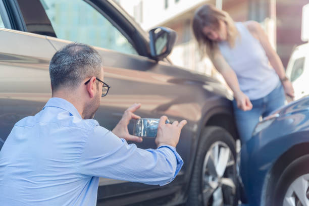 Professional Sr22 Insurance technician working in Monrovia, CA